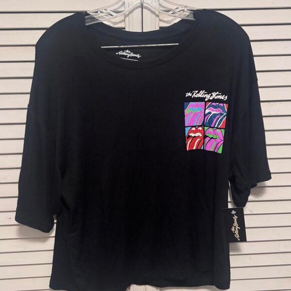 Source Unknown Tops - NWT Rolling Stones Pop Art Tongue Graphic Oversized Tee Women’s Small Black